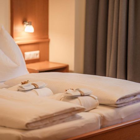 باد كلينكيرشهايم Alpine Spa Residence المظهر الخارجي الصورة