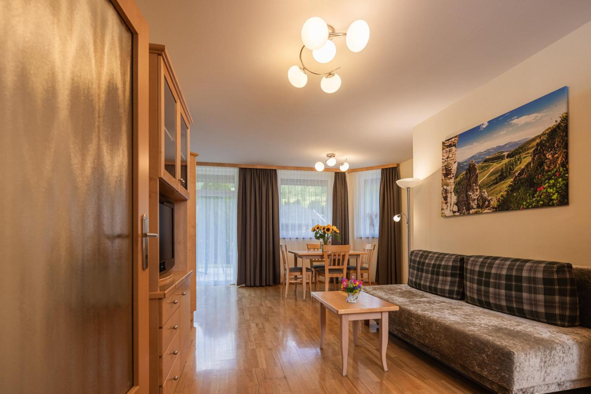 باد كلينكيرشهايم Alpine Spa Residence المظهر الخارجي الصورة