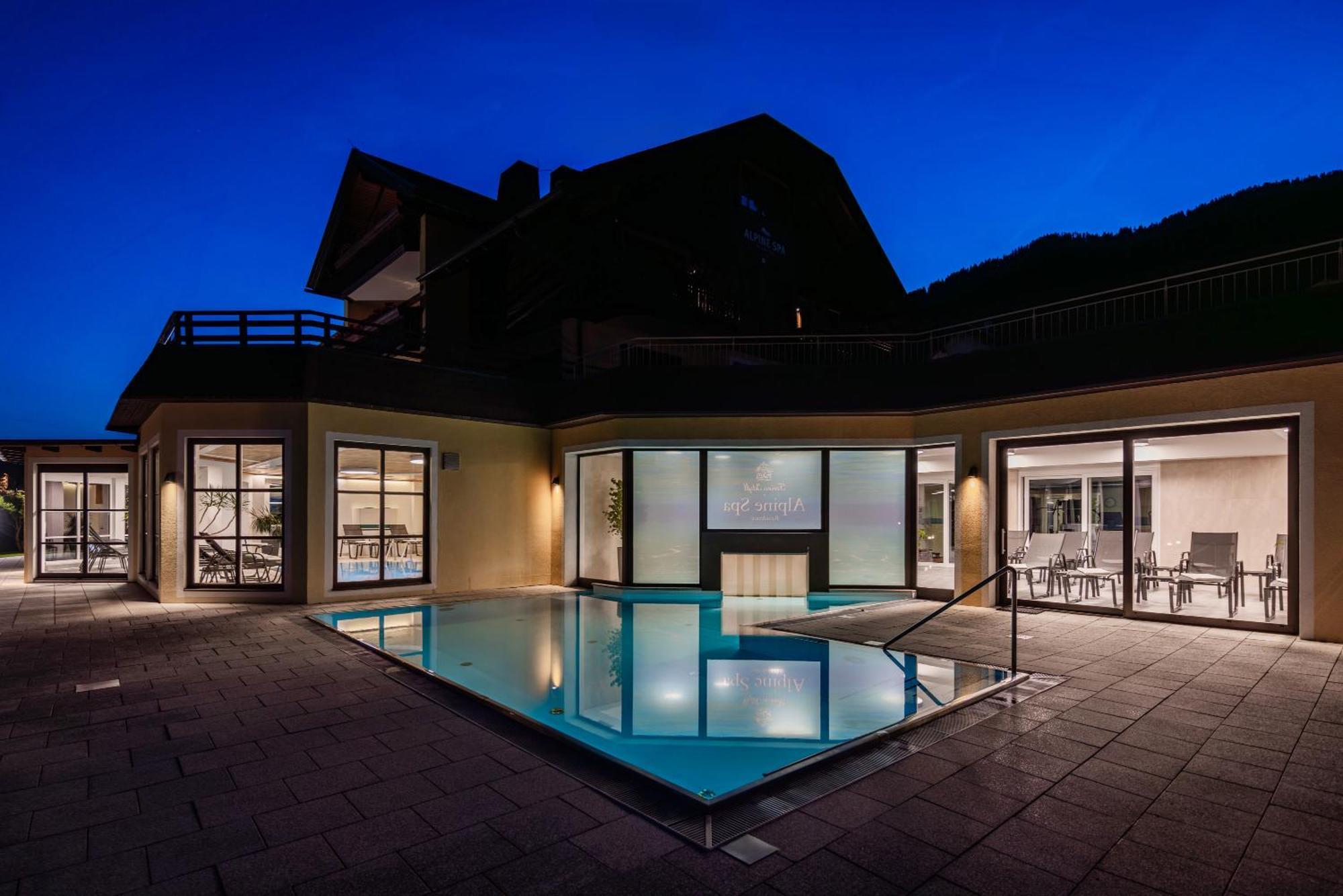 باد كلينكيرشهايم Alpine Spa Residence المظهر الخارجي الصورة
